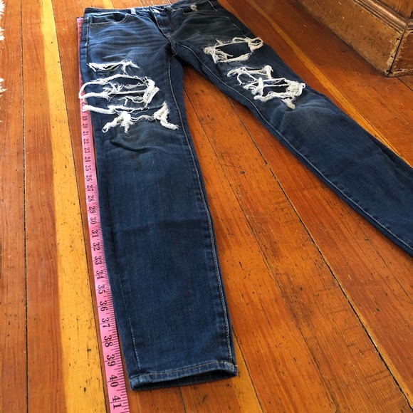 *SOLD* American Eagle Distressed Size 6 Hi Rise - Picture 8 of 11